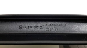 Mercedes Benz C-Class 204 (2007–2014) Esiukse muu osa A2046900187 - 3