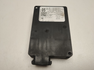 Mercedes Benz C-Class 205 (2014–2021) Pimeda nurga radar Distronic A0009052804 - 2