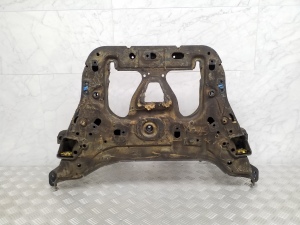 Mercedes Benz A-Class 177 (2018–2026) Eesmine alusraam A1776261400 - 2