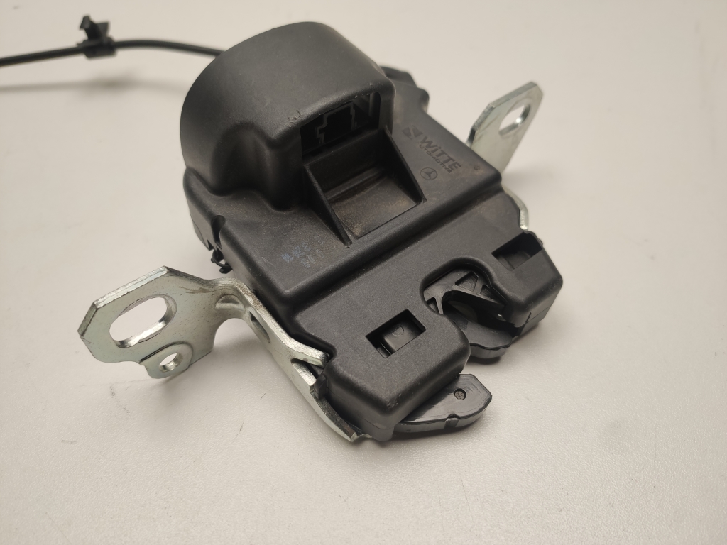 MERCEDES-BENZ C-Class W205/S205/C205 (2014-2023) Tailgate Boot Lock A2047500485 23830848