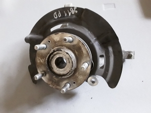Front wheel hub - 51711G2000