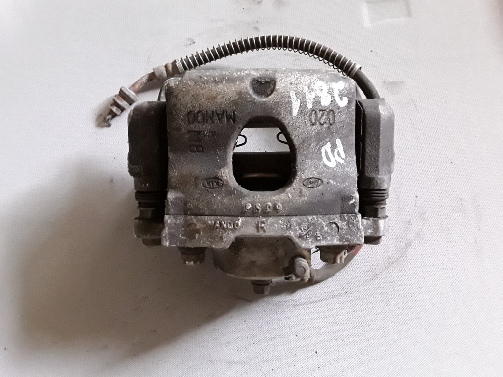 Étrier de frein avant droit