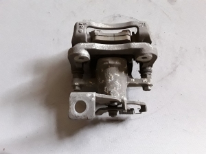 Hyundai IONIQ (2016–2026) Tagumine pidurisadul 58210G2400 - 2