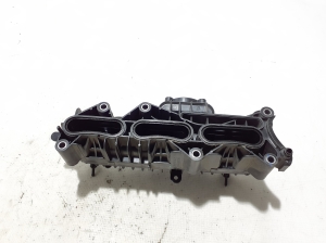  Intake manifold 