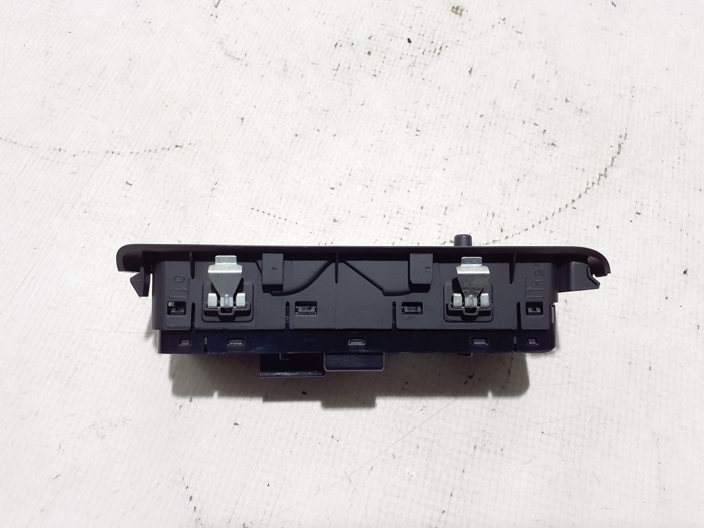 VOLVO XC40 1 generation (2017-2024) Front Left Door Window Switch 32279441 23842079