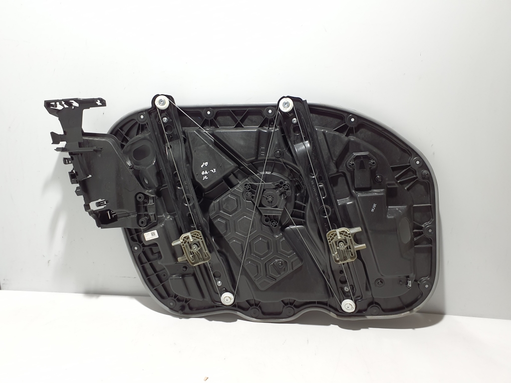 VOLVO XC40 1 generation (2017-2024) Front Right Door Window Regulator 30747092 23976959