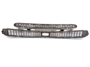 Tesla Model S S (2012–2026) Front bumper lower grille 1038211-00-A - 3