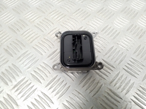 Tesla Model 3 3 (2016–2024) Light control module P153292502C - 4