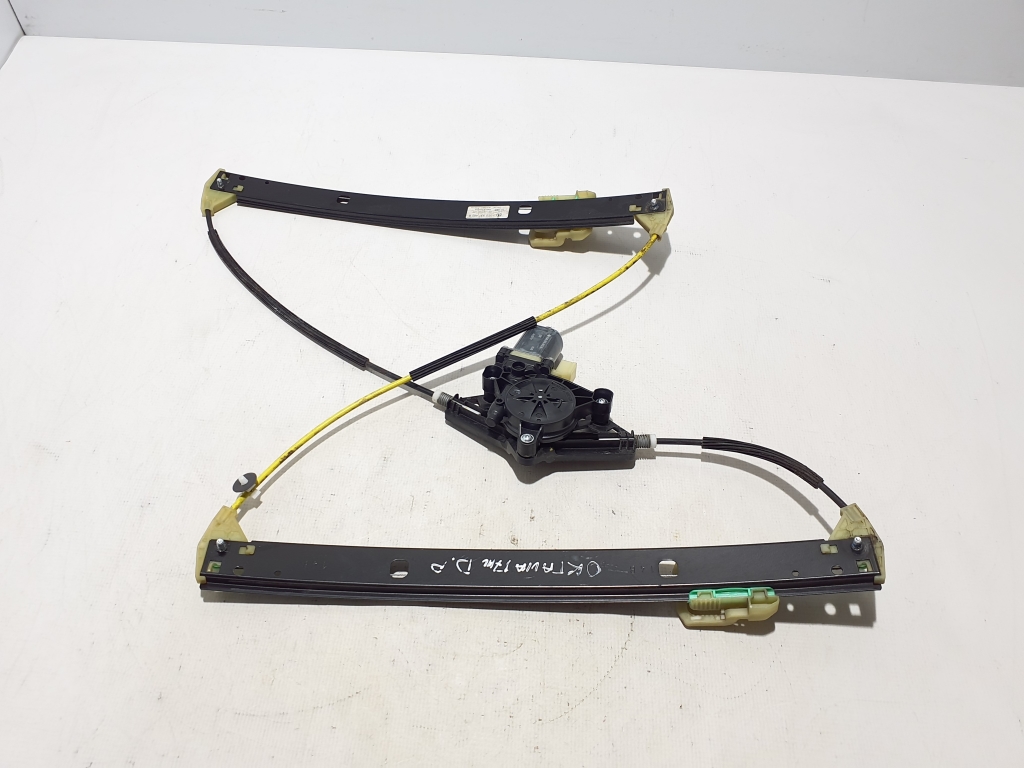 SKODA Octavia 3 generation (2013-2020) Front Right Door Window Regulator 5E0837462B 23889476