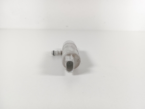 Mercedes Benz ML-Class 166 (2011–2015) Front headlight washer motor A1648690221 - 3