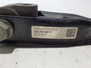 Skoda Octavia III (2013–2019) Getriebehalter 5Q0199855P - 4