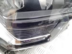 AUDI Q3 F3 (2018–2026) Scheinwerfer vorne 83A941012 - 3