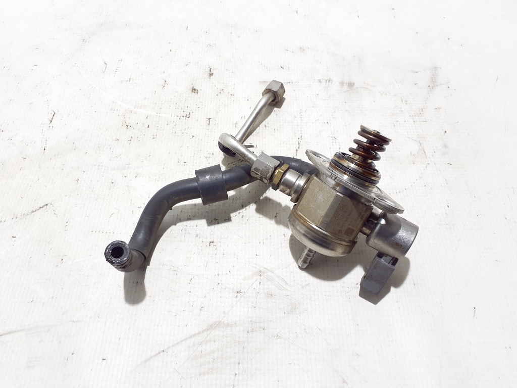 SKODA Octavia 3 generation (2013-2020) Fuel Pump 06K127025E 23888038