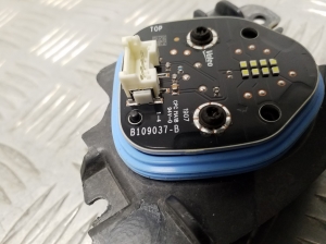 Tesla Model 3 3 (2016–2024) Light control module B109037B - 2