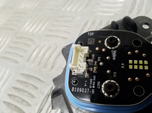 Tesla Model 3 3 (2016–2024) Light control module B109037B - 3
