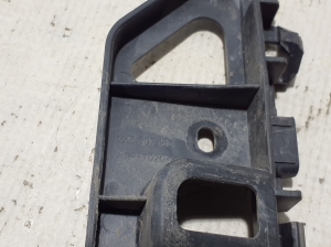  Front bumper bracket 