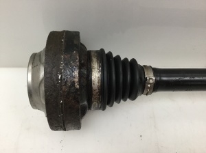 Volkswagen Touareg I (2002–2010) Tagumine veovõll ja selle osad L0501201A - 3