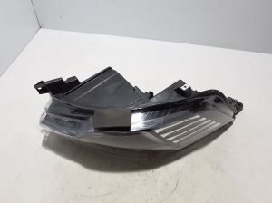 RENAULT Trafic lV (2022–2026) Esituli 260102899R - 4