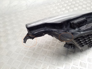 VOLVO V60 (2018–2026) Scheinwerfer vorne 22025905 - 9