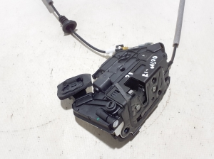 Skoda Octavia III (2013–2019) Rear side door lock 5E0839015A - 2