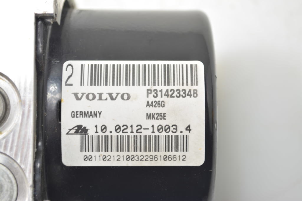 VOLVO XC60 1 generation (2008-2017) ABS Pump P31423348 25290652