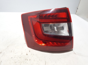   Rear corner lamp 