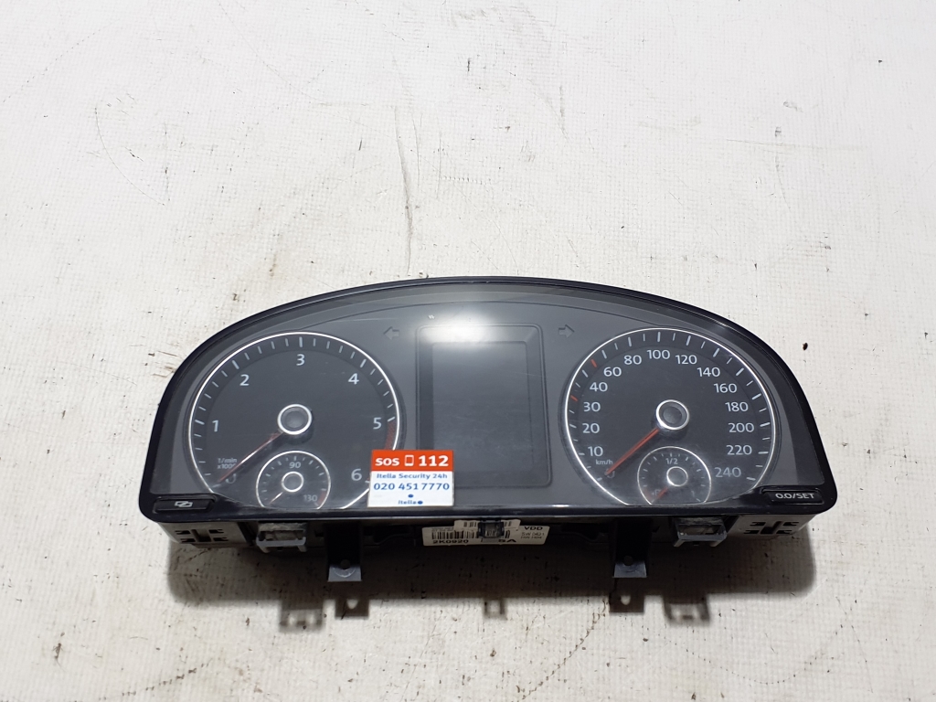 VOLKSWAGEN Caddy 3 generation (2004-2015) Speedometer 2K0920865A 23885006