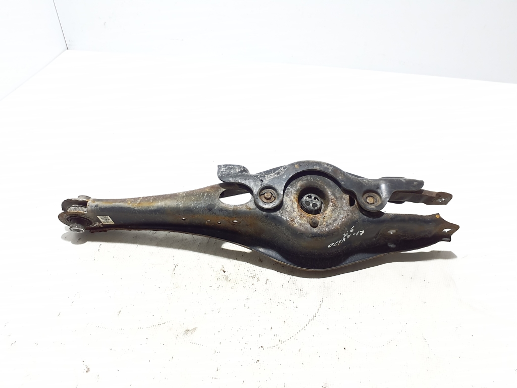 SKODA Octavia 3 generation (2013-2020) Rear Right Arm 5Q0505311D 23887977