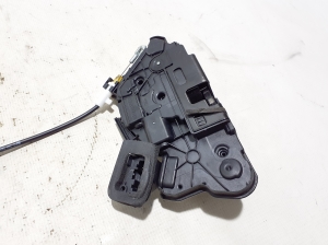 Skoda Octavia III (2013–2019) Front door lock 5E1837015A - 3