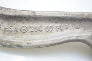 Mercedes Benz E-Class W212 (2009–2015) Tagasilla varras A2043502206 - 3
