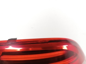  Rear corner lamp 