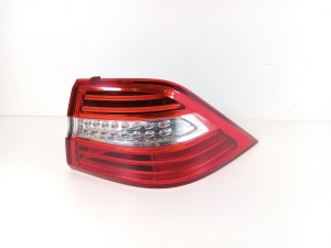   Rear corner lamp 