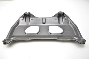Mercedes Benz E-Class W212 (2009–2015) Esimese alusraami muu osa A2126280411 - 4