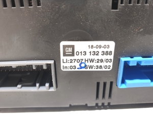 Opel Meriva (2003–2010) Heater control panel 013132388 - 2