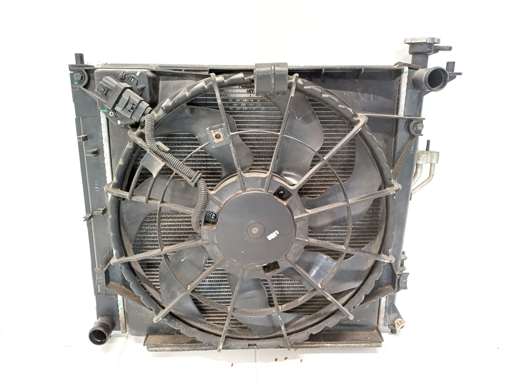 HYUNDAI ix35 1 generation (2009-2015) Cooling Parts 24295471