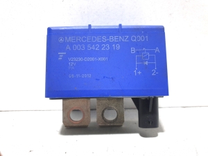 Relay - A0035422319