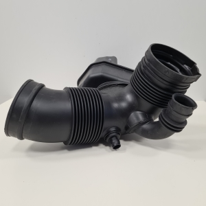 BMW 5 SERIES E60 (2003–2010) Sonstiges Teil des Luftfiltergehäuses 13717521034 - 2