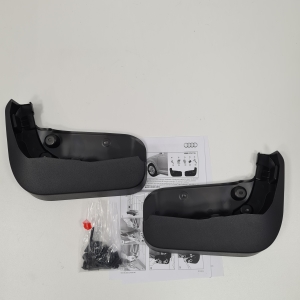 AUDI Q7 (2015–2026) Mud flap 4M0075116 - 2