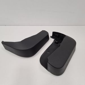 AUDI Q7 (2015–2026) Mud flap 4M0075116 - 3