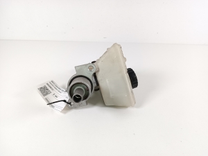 Mercedes Benz G-Class 463 (1990–2018) Brake master cylinder A0064300101 - 4