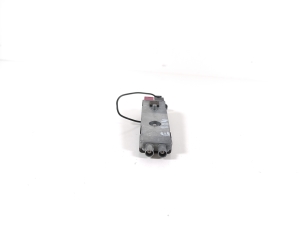 Mercedes Benz G-Class 463 (1990–2018) Antenas pastiprinātājs A4638203389 - 2
