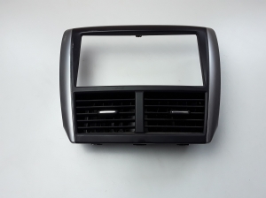   Interior panel ventilation grilles 