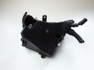 Subaru Forester SH (2007–2013) Sicherungskastengehäuse unter der Motorhaube MB700200B - 2