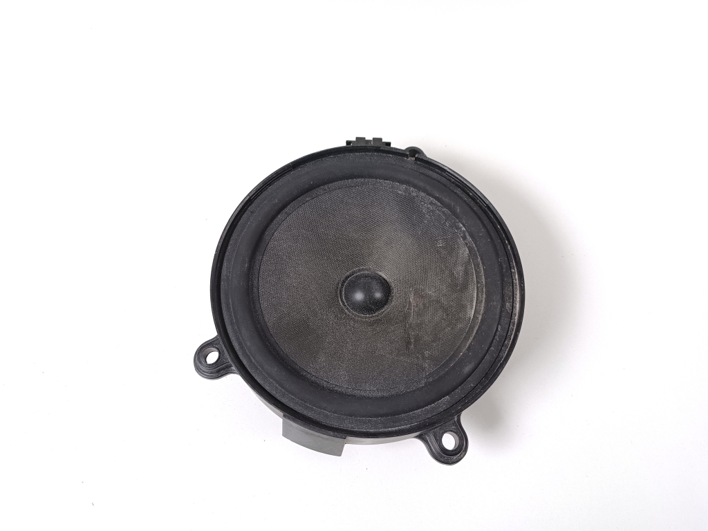 Mercedes Benz G-Class 463 (1990–2018) Rear side door speaker A4638201302 Mercedes Benz G-Class 463 (1990–2018) Rear side door speaker A4638201302