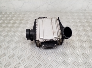 Mercedes Benz C-Class 205 (2014–2021) Vahejahuti radiaator A6510901800 - 2