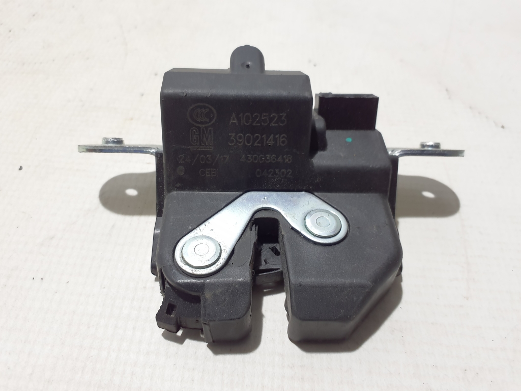 OPEL Corsa D (2006-2020) Tailgate Boot Lock 39021416 23965669