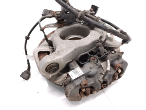 Porsche Taycan 9J1 (2019–2026) Rear wheel hub and its parts 971505436 - 3
