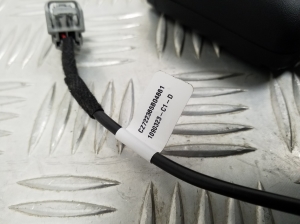 Tesla Model 3 3 (2016–2024) Sicherheitsgurtschloss vorne 1090323C1D - 2
