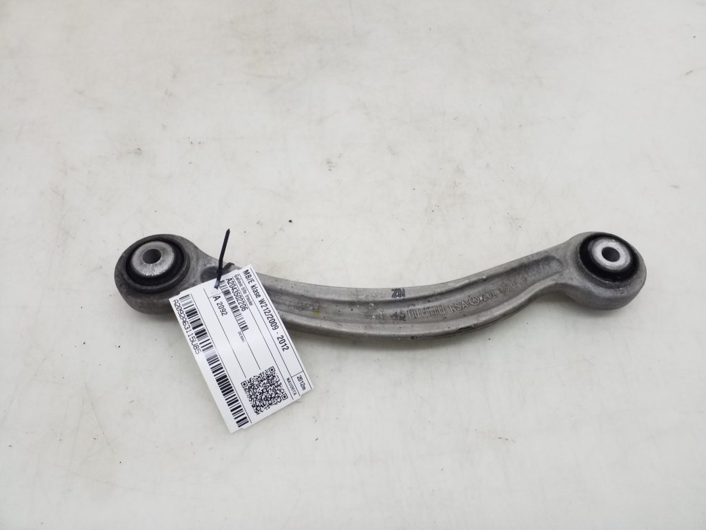 Mercedes Benz E-Class W212 (2009–2015) Rear axle link A2043502206 Mercedes Benz E-Class W212 (2009–2015) Rear axle link A2043502206