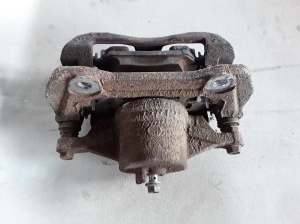 Kia ceed (2018–2026) Bremssattel vorne 58110G4100 - 2